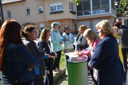 Rožnati oktober, zasaditev drevesa, 21.10. 2024 (15)
